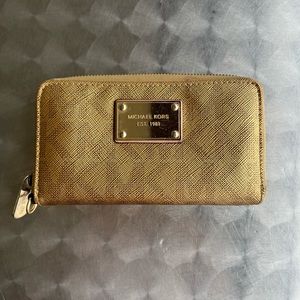 Michael Kors zipped wallet